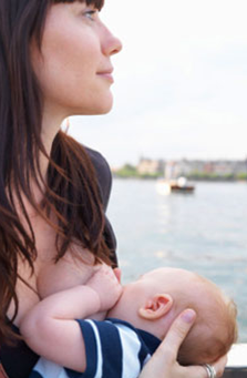 bí quyết chăm con, chăm con, thay tã, cho con bú, trông trẻ, cho trẻ ăn